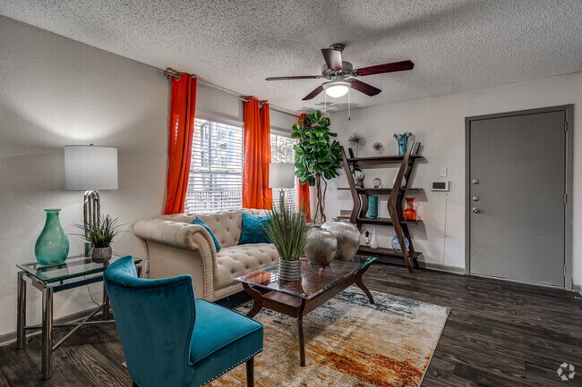 2 Beds • 2 Bath 305 floor plan